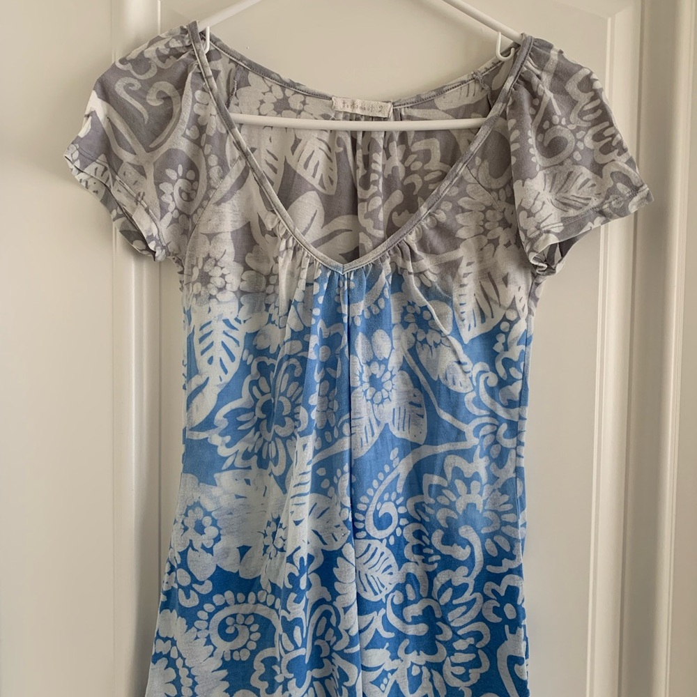 Gray and White Patterned Skirt